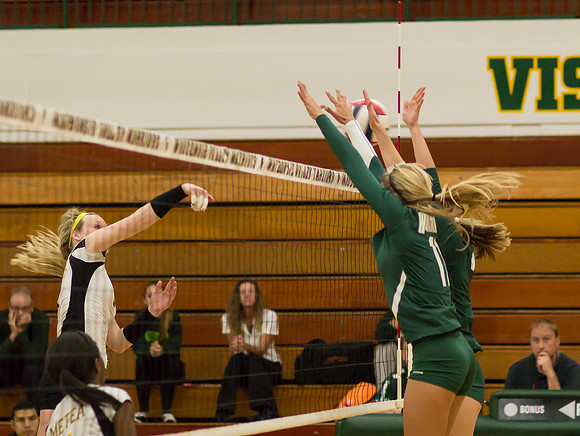 WV-GirlsVBall-6974