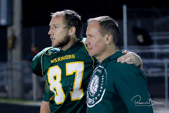 20161014 WV Football vs Naperville North_157