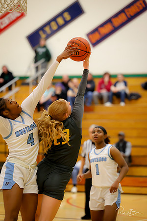 20241121 Downers Grove South-22