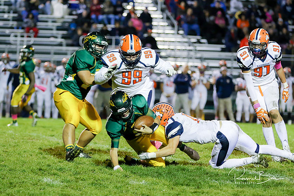 20161014 WV Football vs Naperville North_147