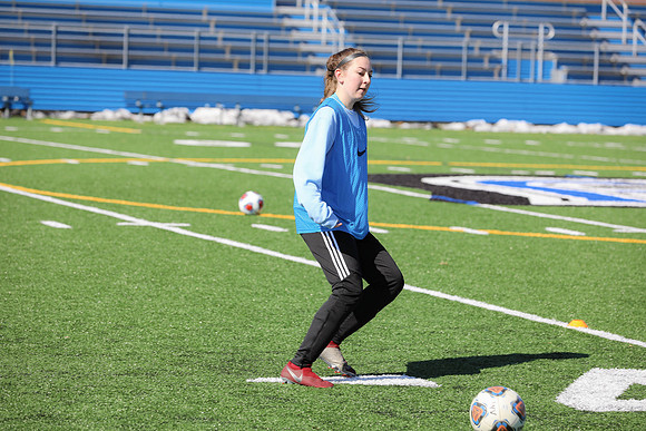 20200307 WV Girls Soccer Practice-69