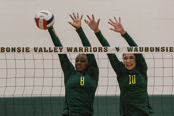 WVHS Varsity Girls Volleyball - Regionals vs Metea Valley-42