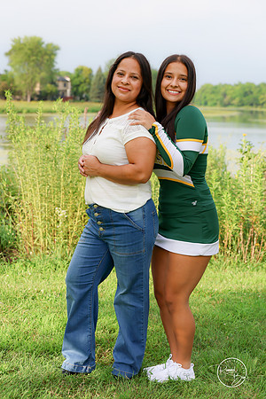 2026 Senior Cheer Moms-55