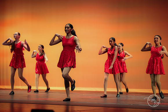 19 - Valerie-109
